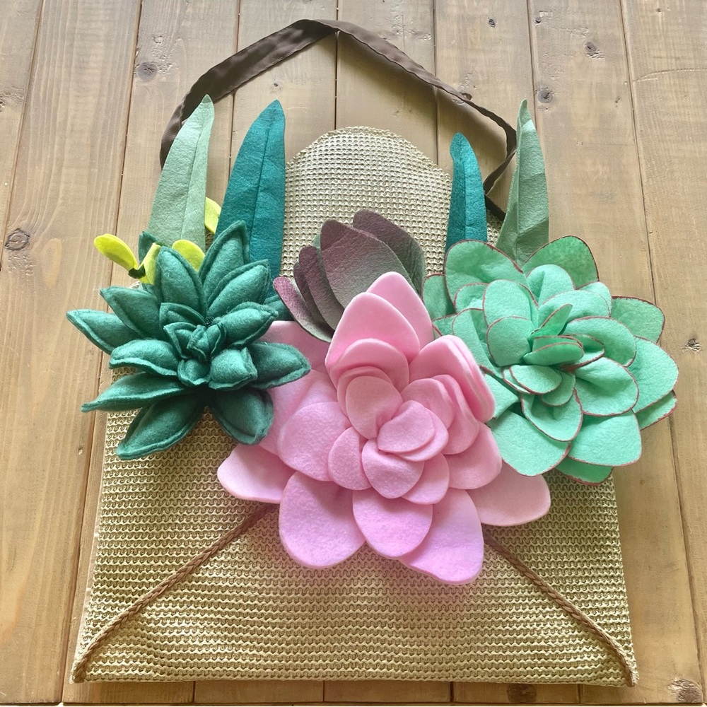 Succulent Floral Mail Envelope Hanging Decor